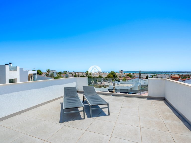 Villa for Sale in Ciudad Quesada - Rojales Rojales - Ciudad Quesada, Alicante 31