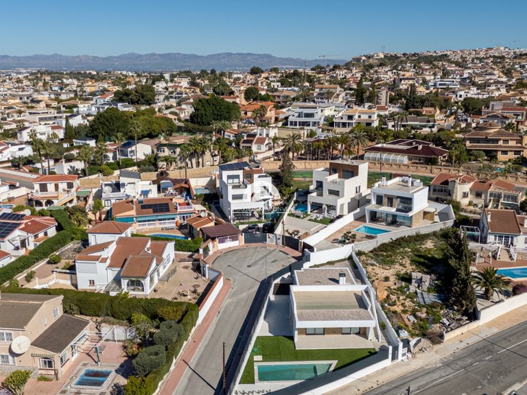 Villa for Sale in Ciudad Quesada - Rojales Rojales - Ciudad Quesada, Alicante 37
