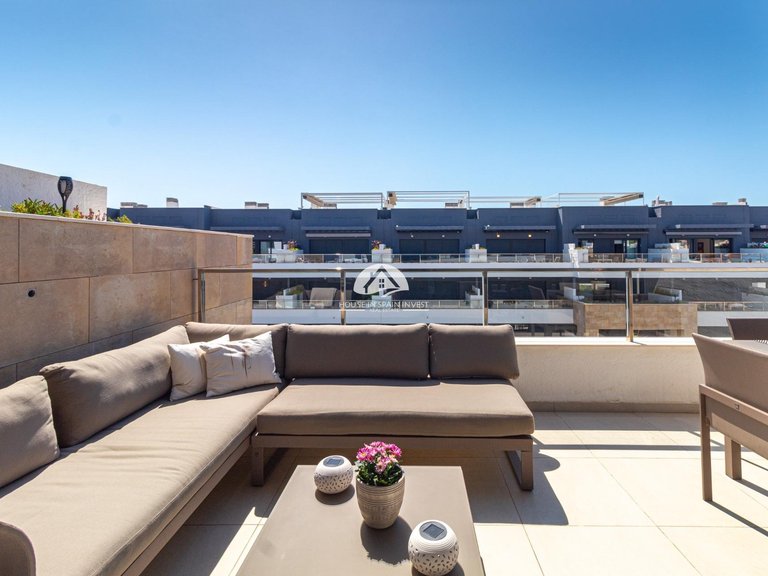 Penthouse for Sale in Playa Flamenca Orihuela Costa, Alicante 10