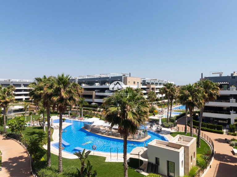 Penthouse for Sale in Playa Flamenca Orihuela Costa, Alicante 16