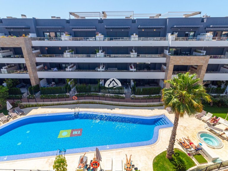 Penthouse for Sale in Playa Flamenca Orihuela Costa, Alicante 40
