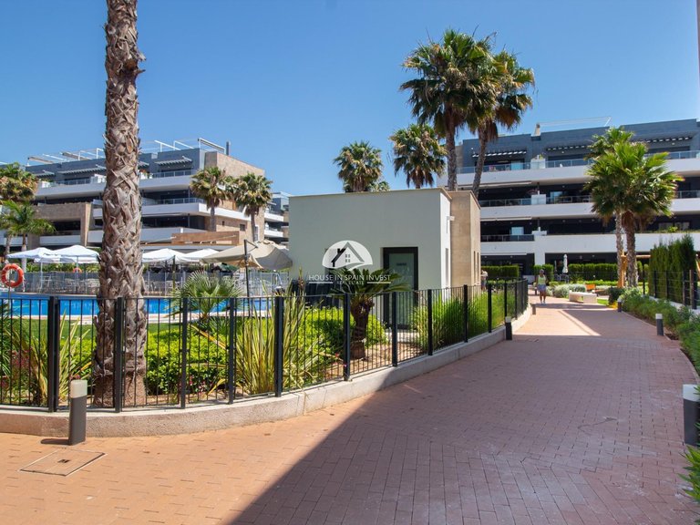 Penthouse for Sale in Playa Flamenca Orihuela Costa, Alicante 48