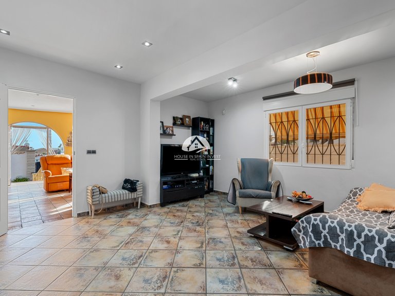 Villa for Sale in Ciudad Quesada Rojales - Ciudad Quesada, Alicante 5