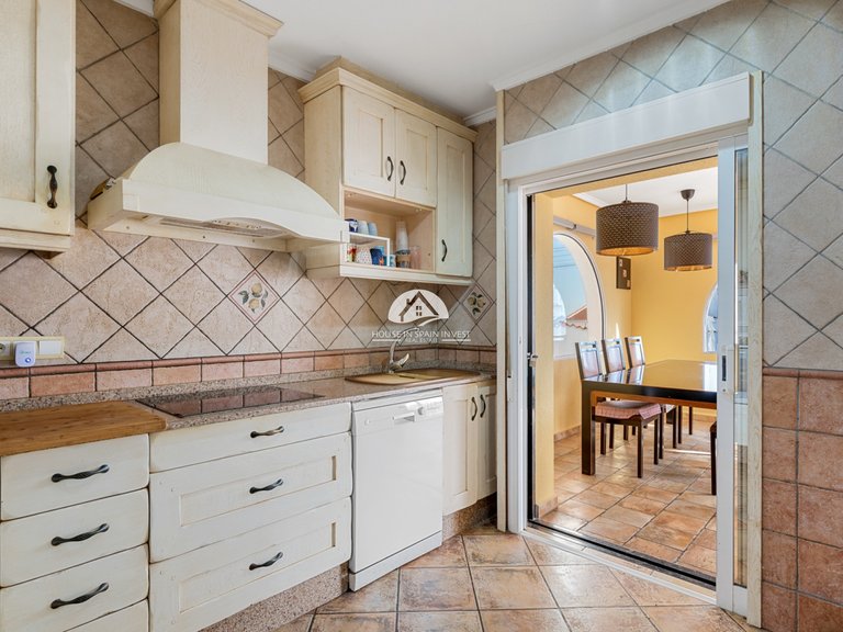 Villa for Sale in Ciudad Quesada Rojales - Ciudad Quesada, Alicante 8