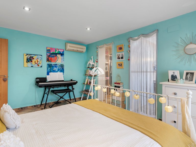 Villa for Sale in Ciudad Quesada Rojales - Ciudad Quesada, Alicante 19