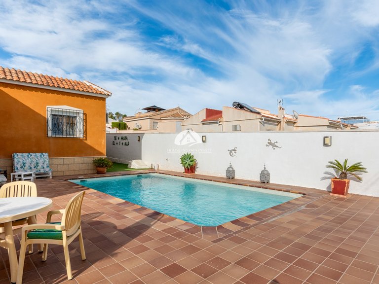 Villa for Sale in Ciudad Quesada Rojales - Ciudad Quesada, Alicante 27
