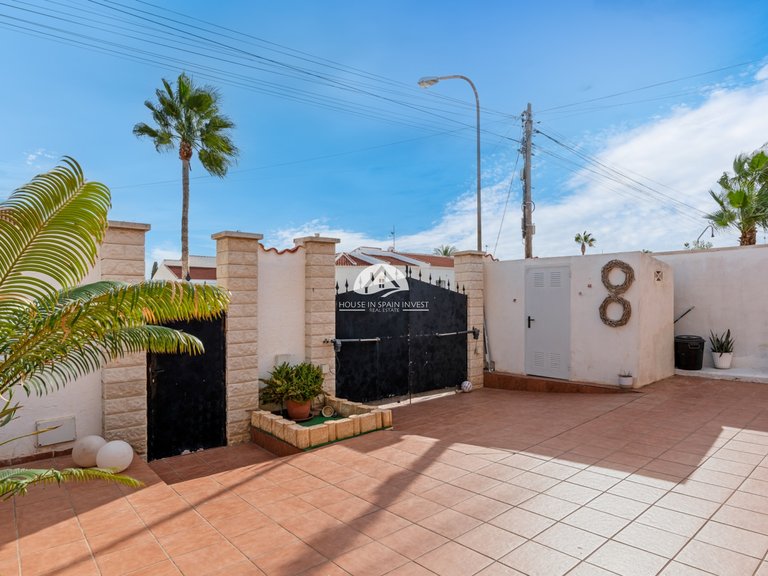 Villa for Sale in Ciudad Quesada Rojales - Ciudad Quesada, Alicante 29
