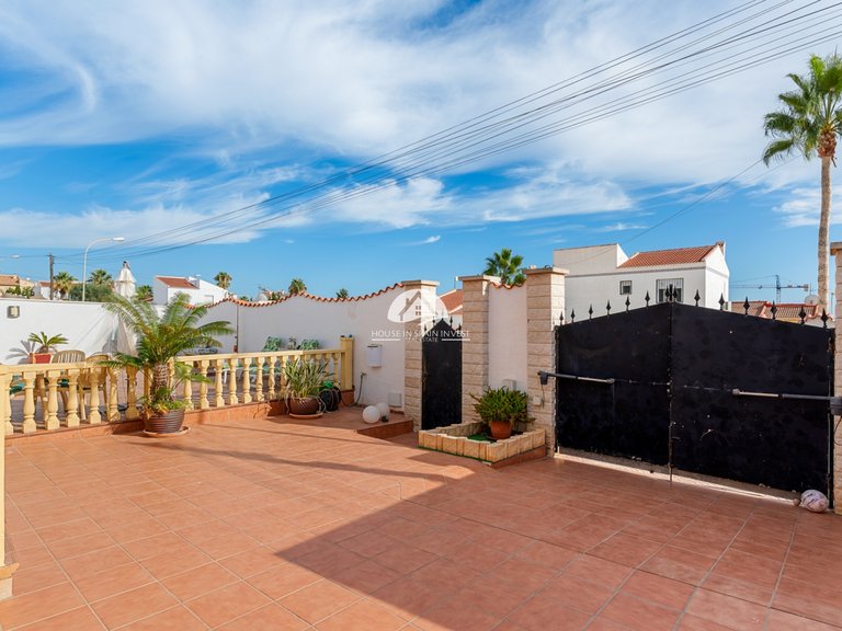Villa for Sale in Ciudad Quesada Rojales - Ciudad Quesada, Alicante 30