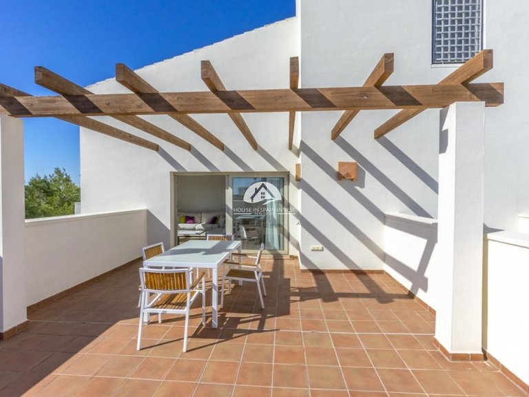Penthouse for Sale in Las Colinas Golf Orihuela Costa, Alicante 1