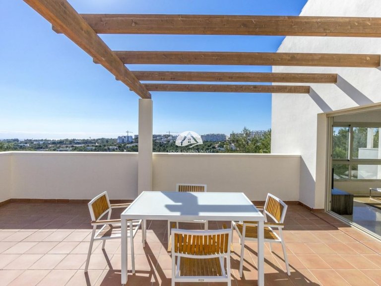 Penthouse for Sale in Las Colinas Golf Orihuela Costa, Alicante 7