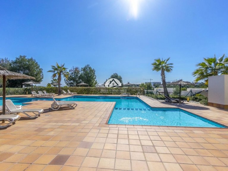Penthouse for Sale in Las Colinas Golf Orihuela Costa, Alicante 28