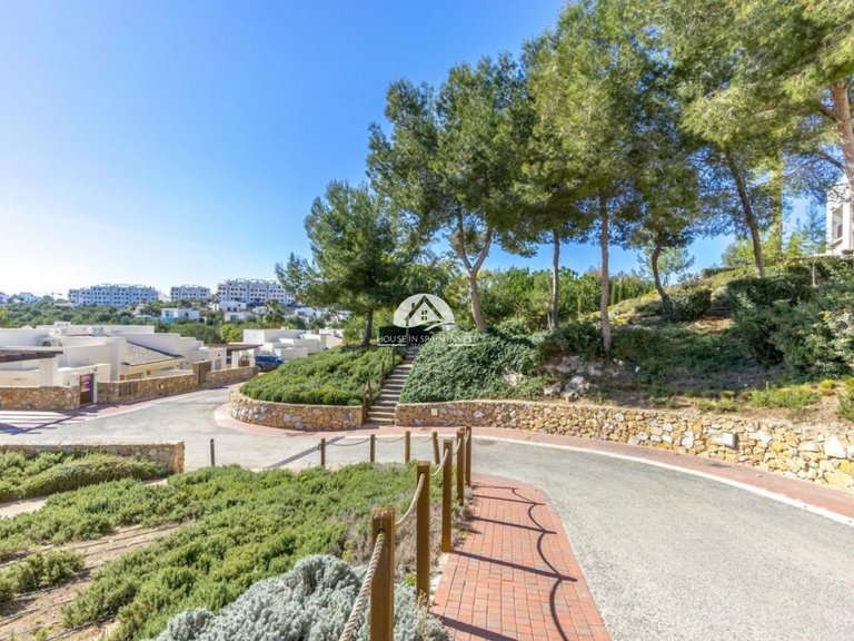 Penthouse for Sale in Las Colinas Golf Orihuela Costa, Alicante 31