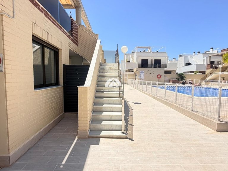 Apartment for Sale in Lomas de Cabo Roig Orihuela Costa, Alicante 17