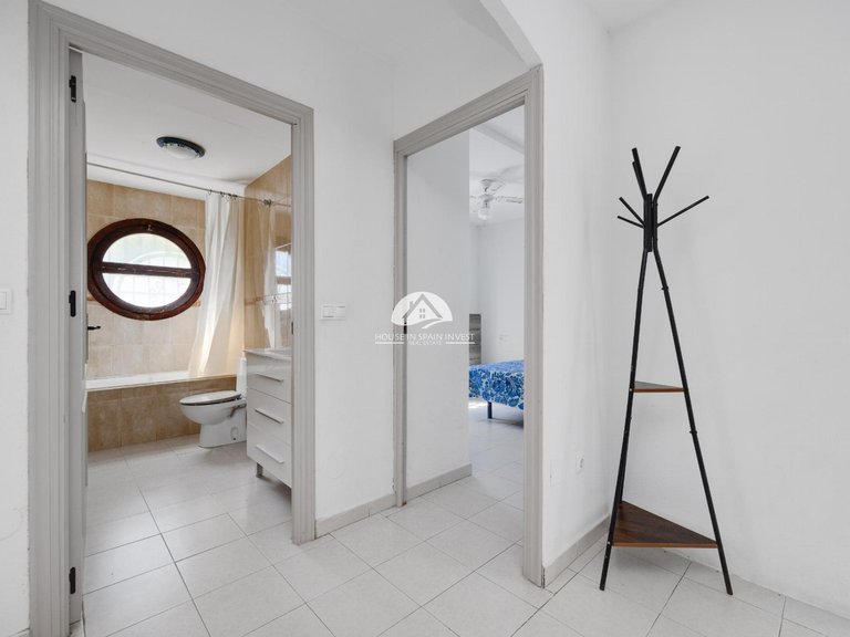 Apartment for Sale in El Acequion - Los Náufragos Torrevieja, Alicante 18