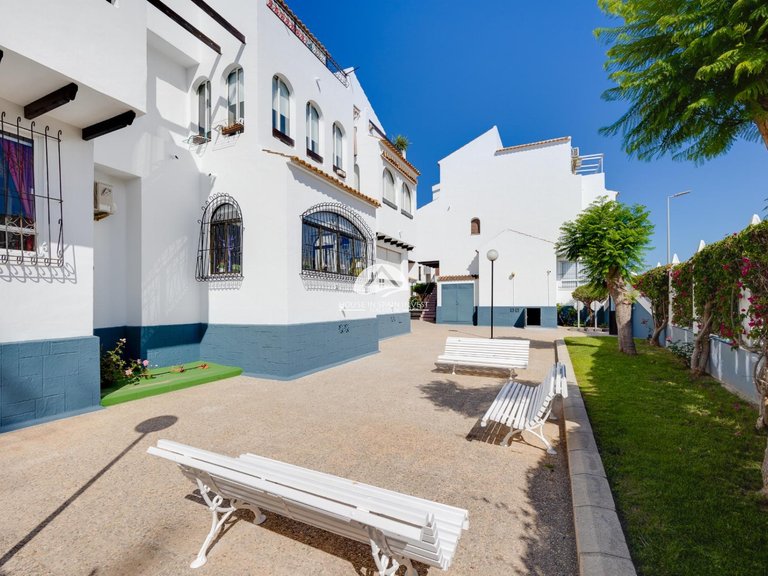 Apartment for Sale in El Acequion - Los Náufragos Torrevieja, Alicante 29