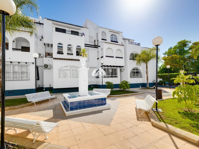 Apartment for Sale in El Acequion - Los Náufragos Torrevieja, Alicante 31