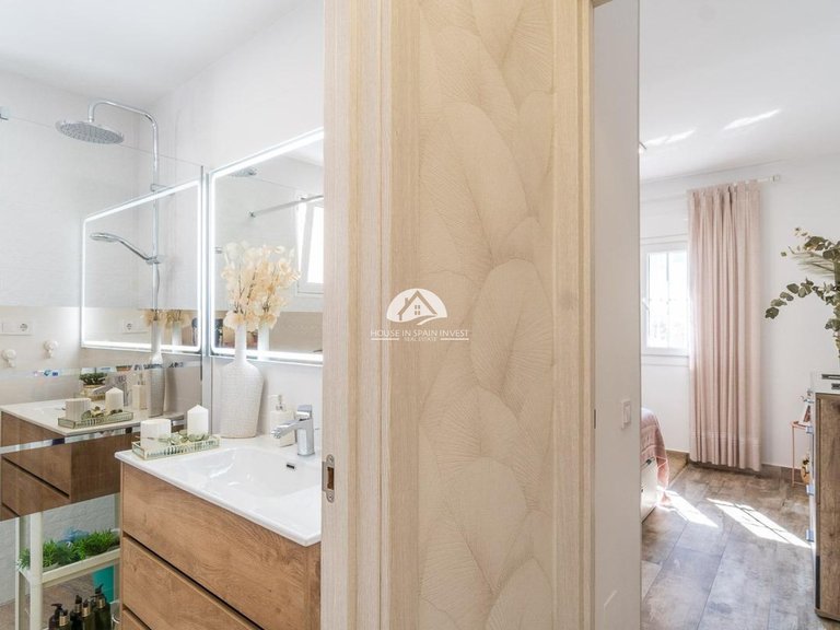 Villa for Sale in Villamartín - Las Filipinas San Miguel De Salinas, Alicante 20