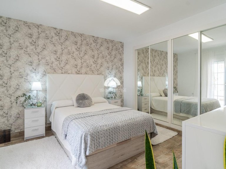 Villa for Sale in Villamartín - Las Filipinas San Miguel De Salinas, Alicante 29