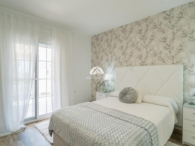 Villa for Sale in Villamartín - Las Filipinas San Miguel De Salinas, Alicante 30