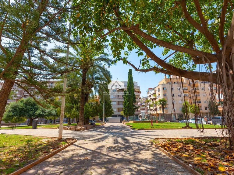 Apartment for Sale in Playa del Cura Torrevieja, Alicante 32