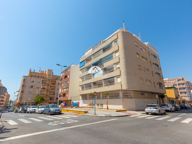Apartment for Sale in Playa del Cura Torrevieja, Alicante 35