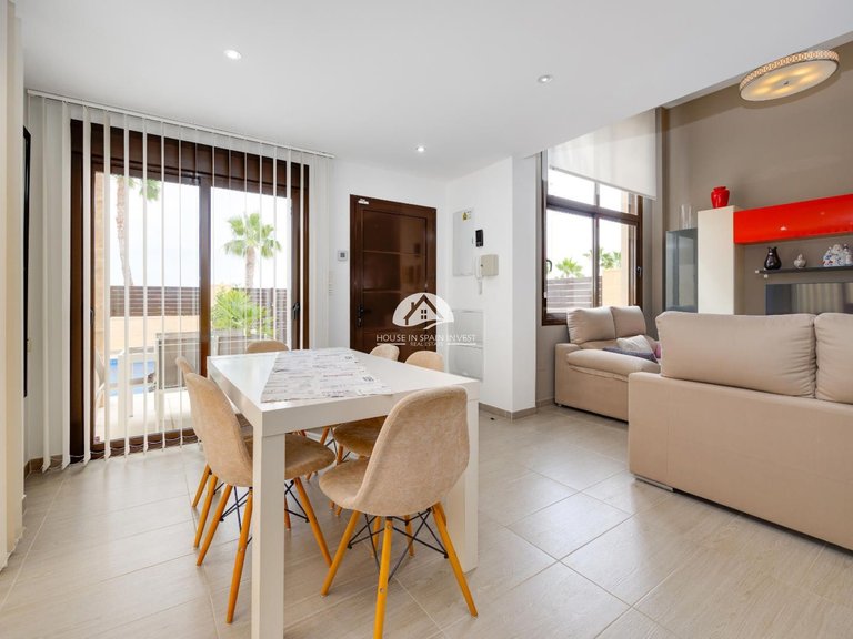 Villa for Sale in Rojales Rojales - Ciudad Quesada, Alicante 12