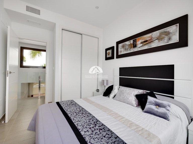 Villa for Sale in Rojales Rojales - Ciudad Quesada, Alicante 33