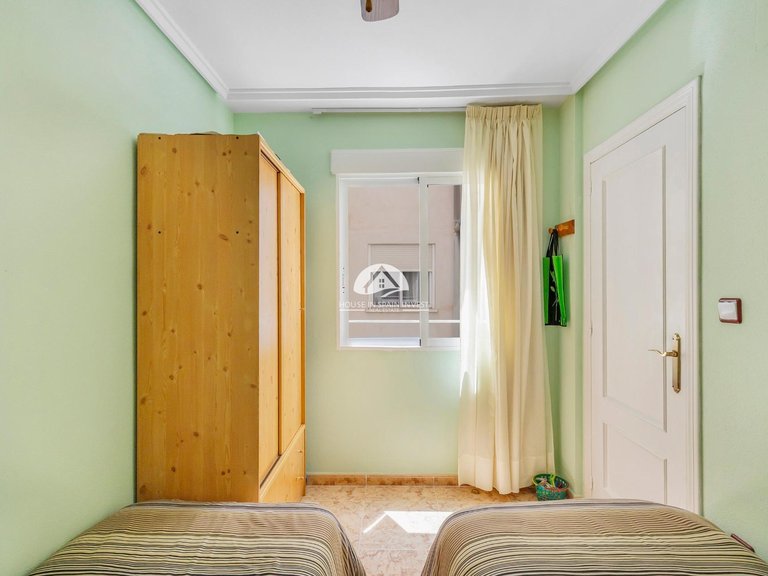 Apartment for Sale in Playa del Cura Torrevieja, Alicante 19
