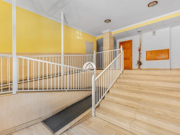 Apartment for Sale in Playa del Cura Torrevieja, Alicante 25