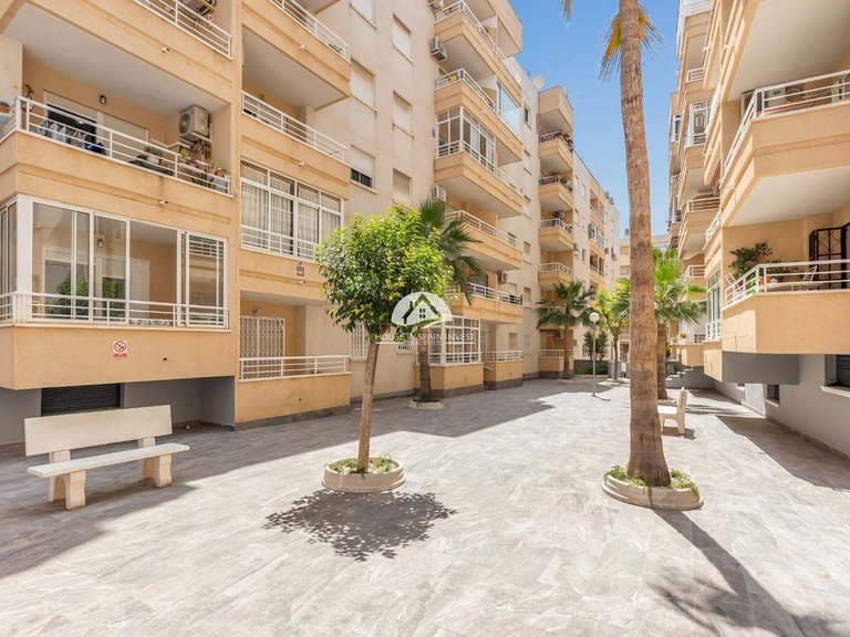 Apartment for Sale in Playa del Cura Torrevieja, Alicante 26