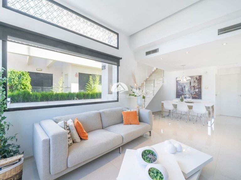 Villa for Sale in Ciudad Quesada Rojales - Ciudad Quesada, Alicante 16
