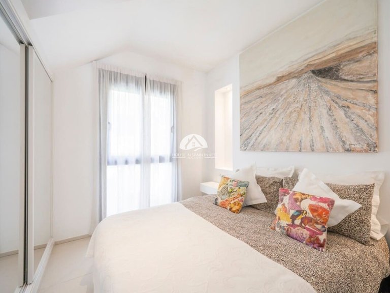 Villa for Sale in Ciudad Quesada Rojales - Ciudad Quesada, Alicante 20
