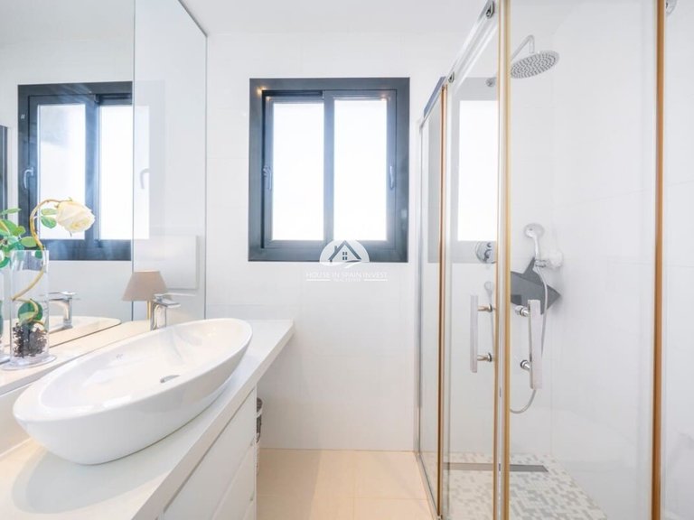 Villa for Sale in Ciudad Quesada Rojales - Ciudad Quesada, Alicante 27