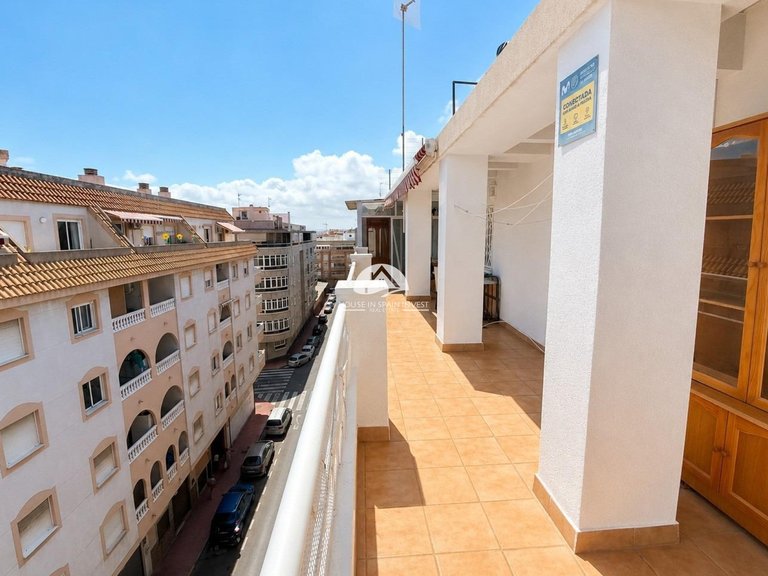Penthouse for Sale in Playa del Cura Torrevieja, Alicante 1
