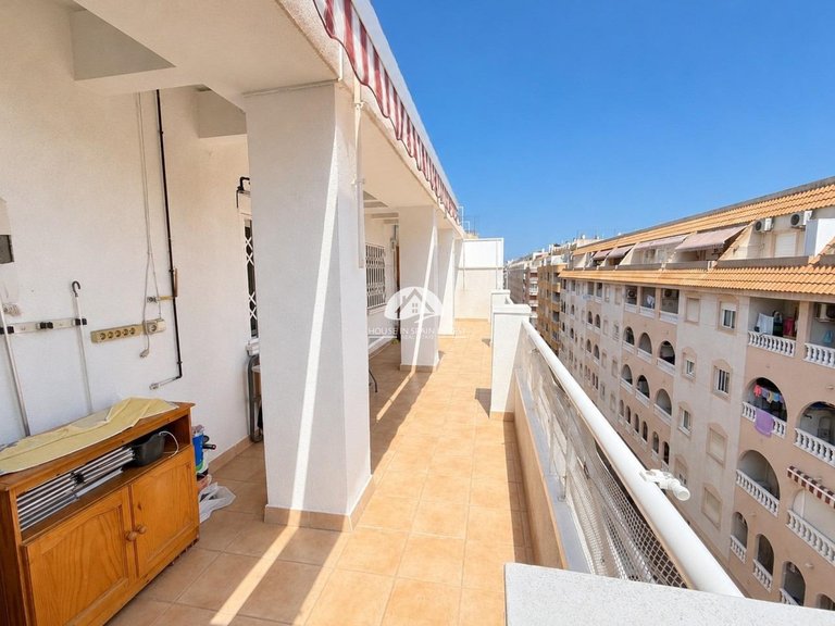 Penthouse for Sale in Playa del Cura Torrevieja, Alicante 3