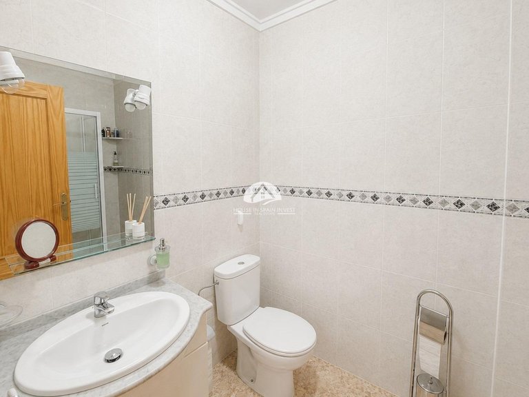 Penthouse for Sale in Playa del Cura Torrevieja, Alicante 17