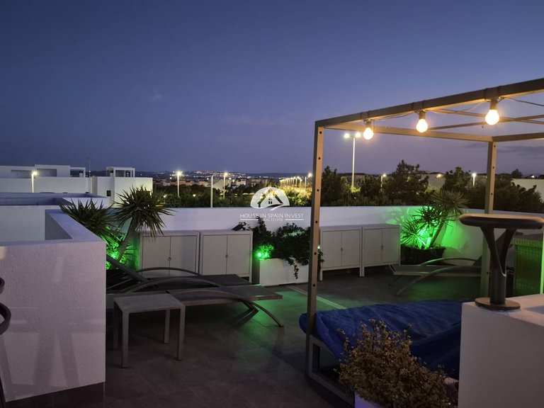 Villa for Sale in Los Montesinos Los Montesinos, Alicante 47