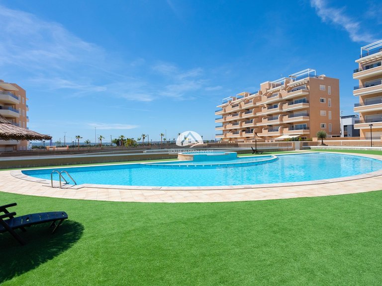 Apartment for Sale in Guardamar - El Raso Guardamar Del Segura, Alicante 2