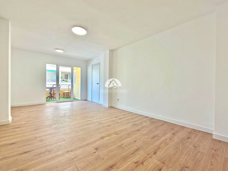 Apartment for Sale in El Acequion - Los Náufragos Torrevieja, Alicante 4
