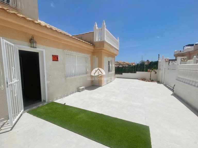Town House for Sale in Ciudad Quesada Rojales - Ciudad Quesada, Alicante 4
