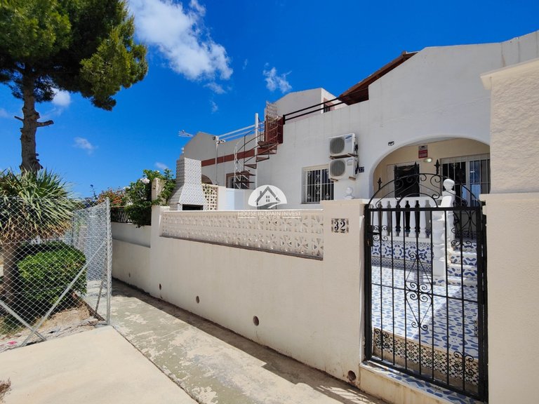 Town House for Sale in Punta Prima Torrevieja, Alicante 12