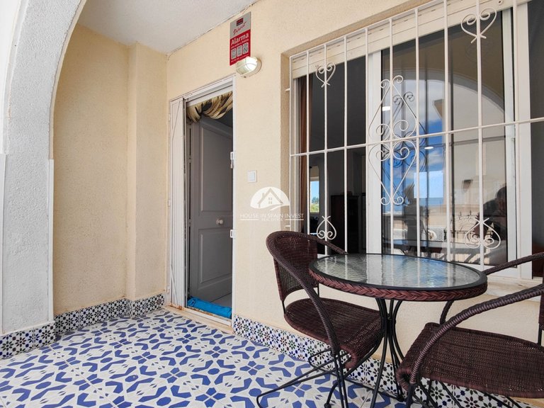 Town House for Sale in Punta Prima Torrevieja, Alicante 8