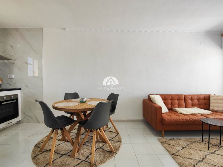 Town House for Sale in Punta Prima Torrevieja, Alicante 19