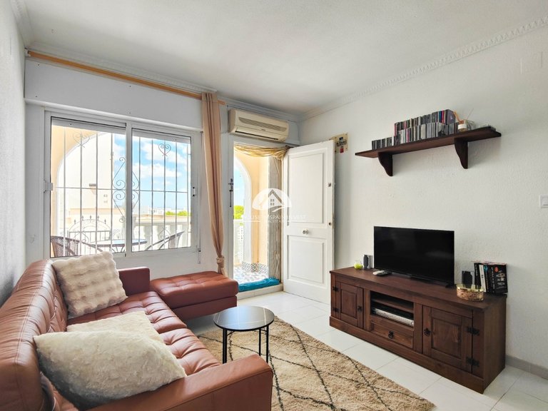 Town House for Sale in Punta Prima Torrevieja, Alicante 25