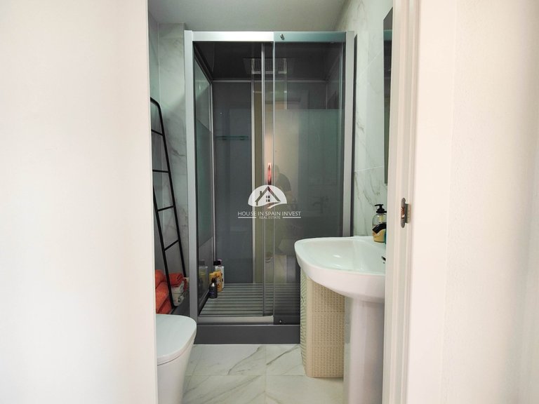 Town House for Sale in Punta Prima Torrevieja, Alicante 27