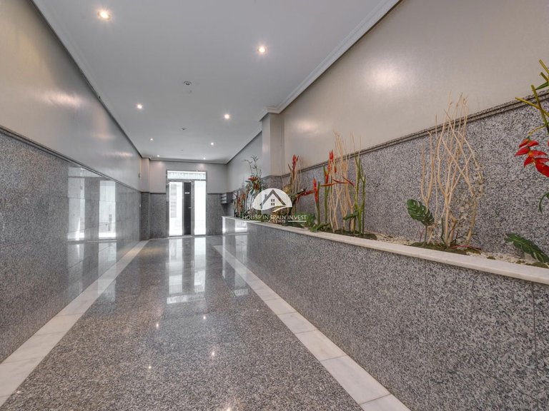 Penthouse for Sale in El Acequion - Los Náufragos Torrevieja, Alicante 2