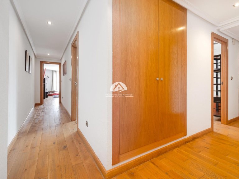 Penthouse for Sale in El Acequion - Los Náufragos Torrevieja, Alicante 19
