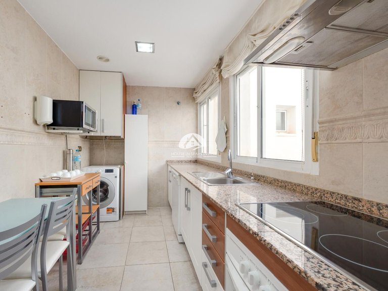 Penthouse for Sale in El Acequion - Los Náufragos Torrevieja, Alicante 24