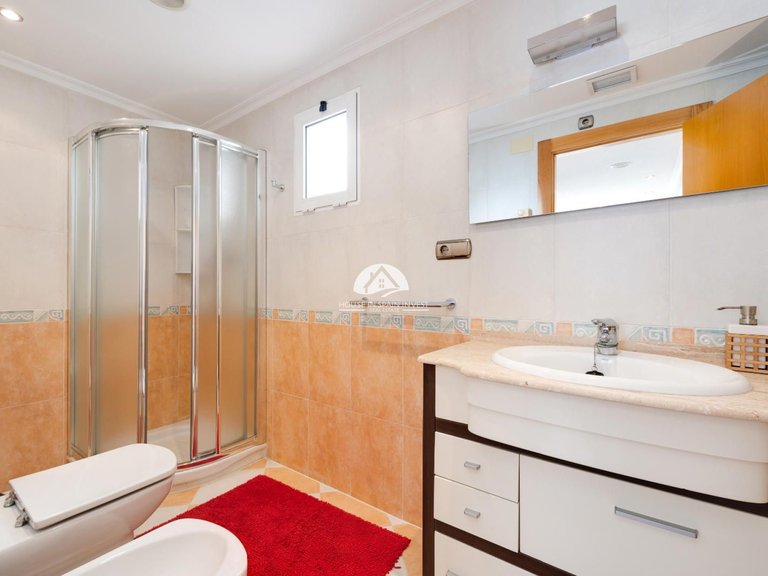 Penthouse for Sale in El Acequion - Los Náufragos Torrevieja, Alicante 34