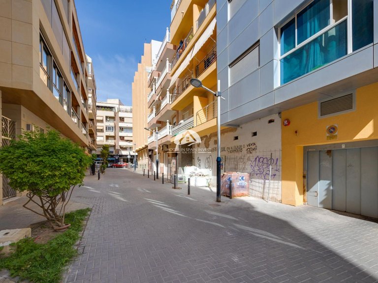 Penthouse for Sale in El Acequion - Los Náufragos Torrevieja, Alicante 42